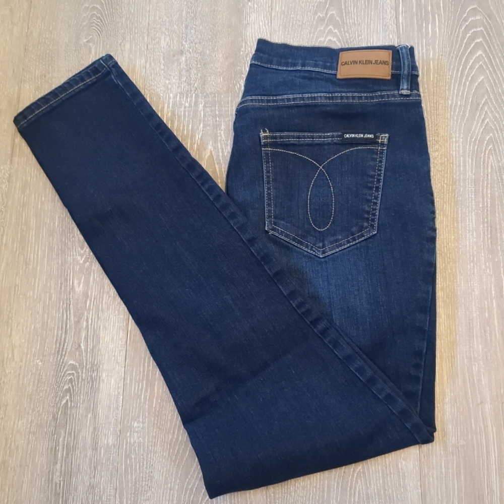 Calvin Klein Womens Jeans 30W X 28L Size 10